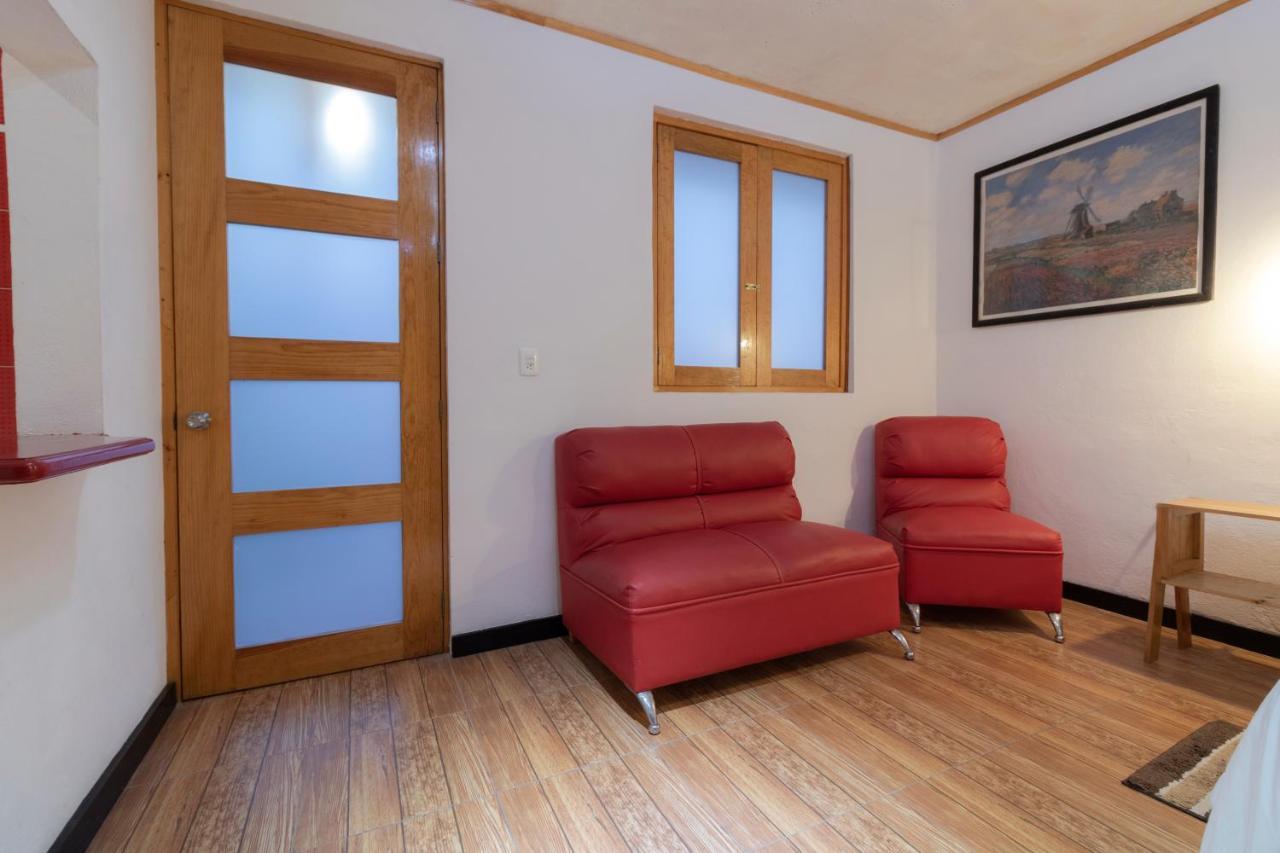 Pascual Inn Suites Чолула Экстерьер фото