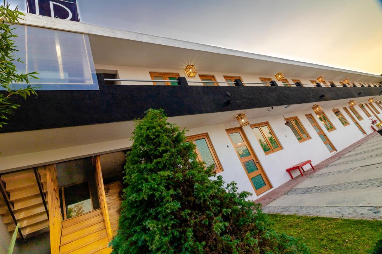 Pascual Inn Suites Чолула Экстерьер фото