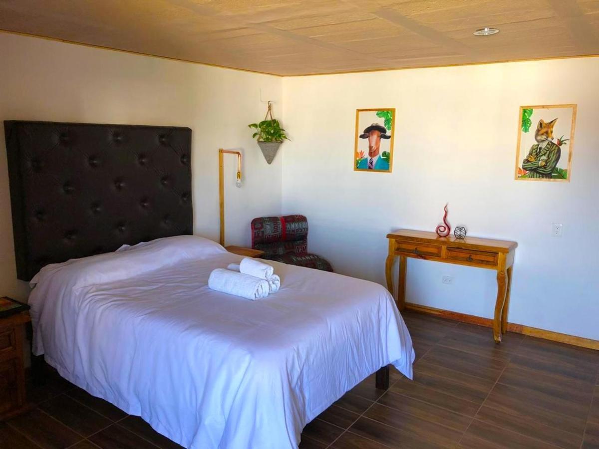 Pascual Inn Suites Чолула Экстерьер фото